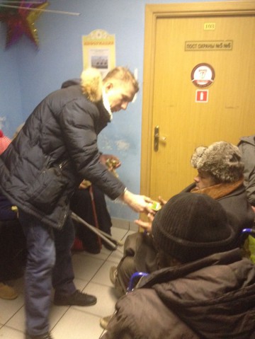 Разносим маленькие продуктовые презенты на Рождество